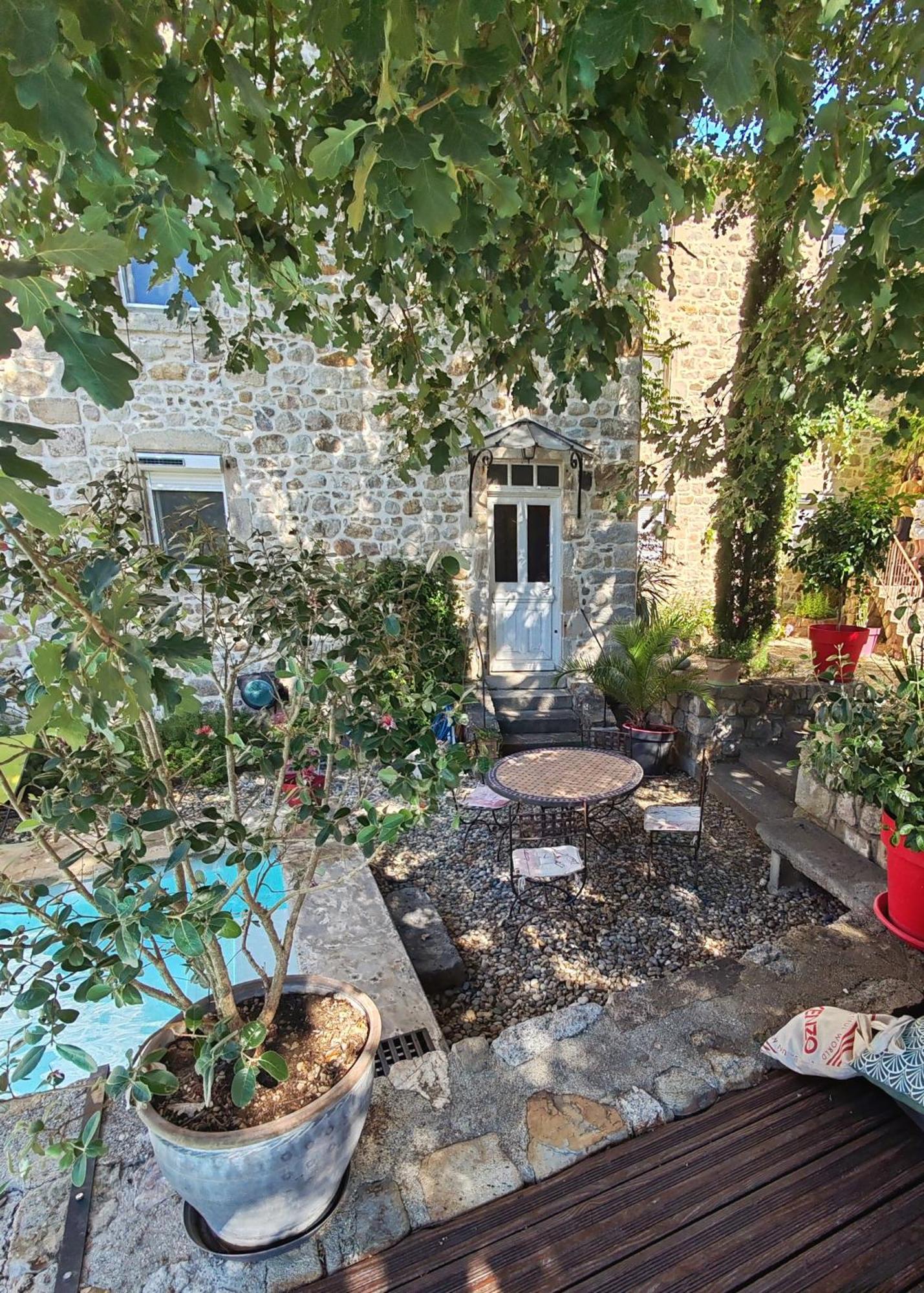 Le Mas De La Musardiere Chambres D Hotes Les Assions Luaran gambar
