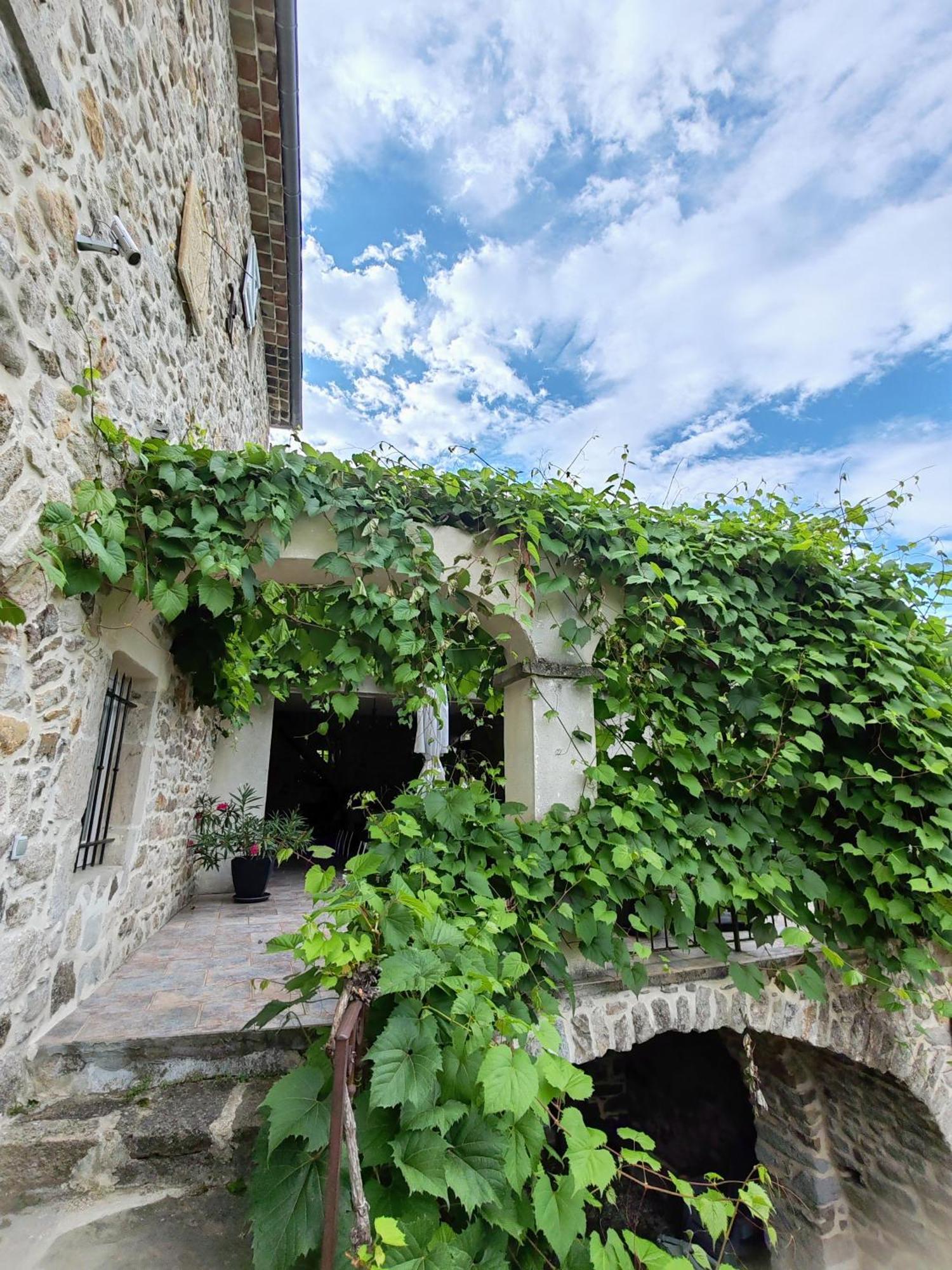 Le Mas De La Musardiere Chambres D Hotes Les Assions Luaran gambar