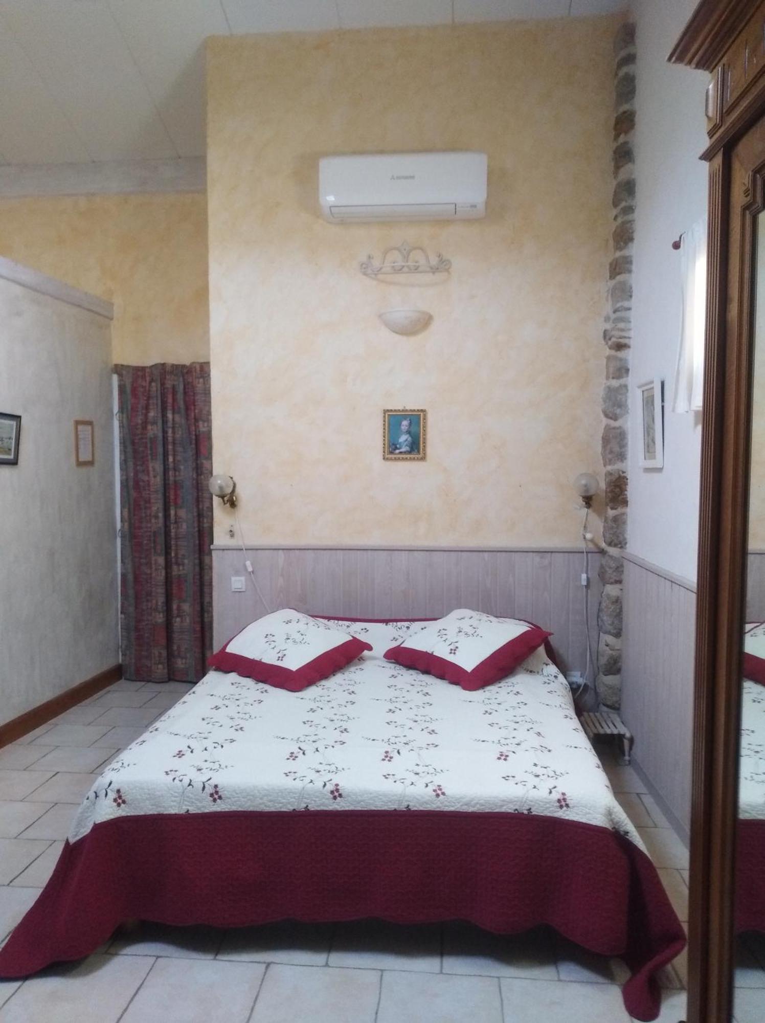 Le Mas De La Musardiere Chambres D Hotes Les Assions Luaran gambar