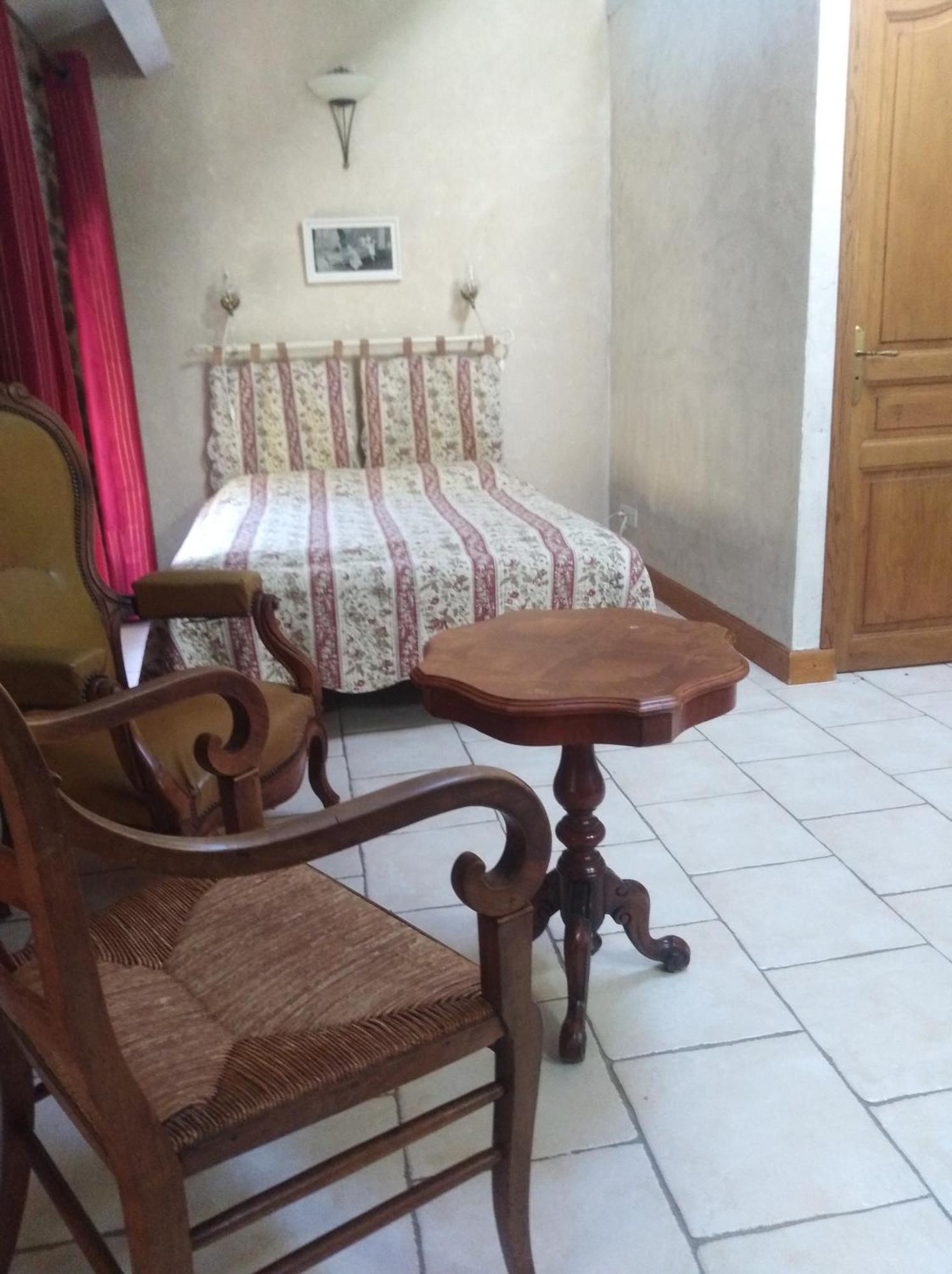 Le Mas De La Musardiere Chambres D Hotes Les Assions Luaran gambar
