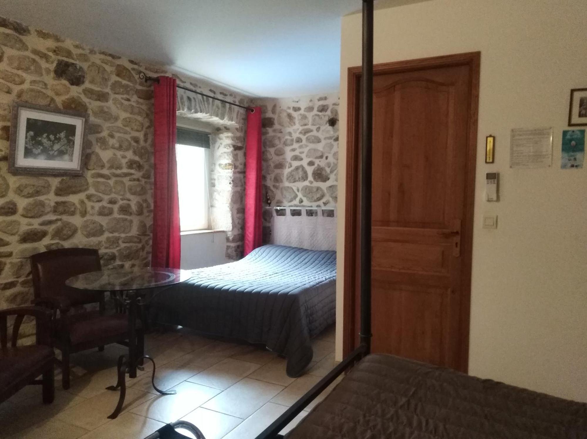 Le Mas De La Musardiere Chambres D Hotes Les Assions Luaran gambar